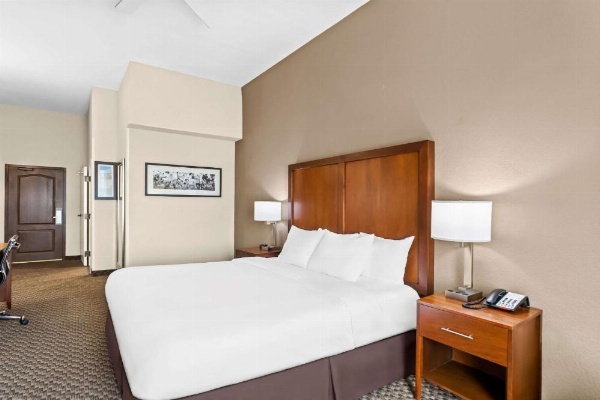 Comfort Inn & Suites Grenada image 14