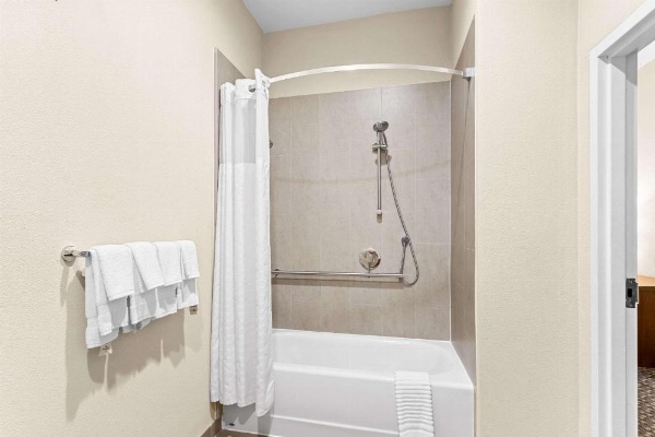 Comfort Inn & Suites Grenada image 29